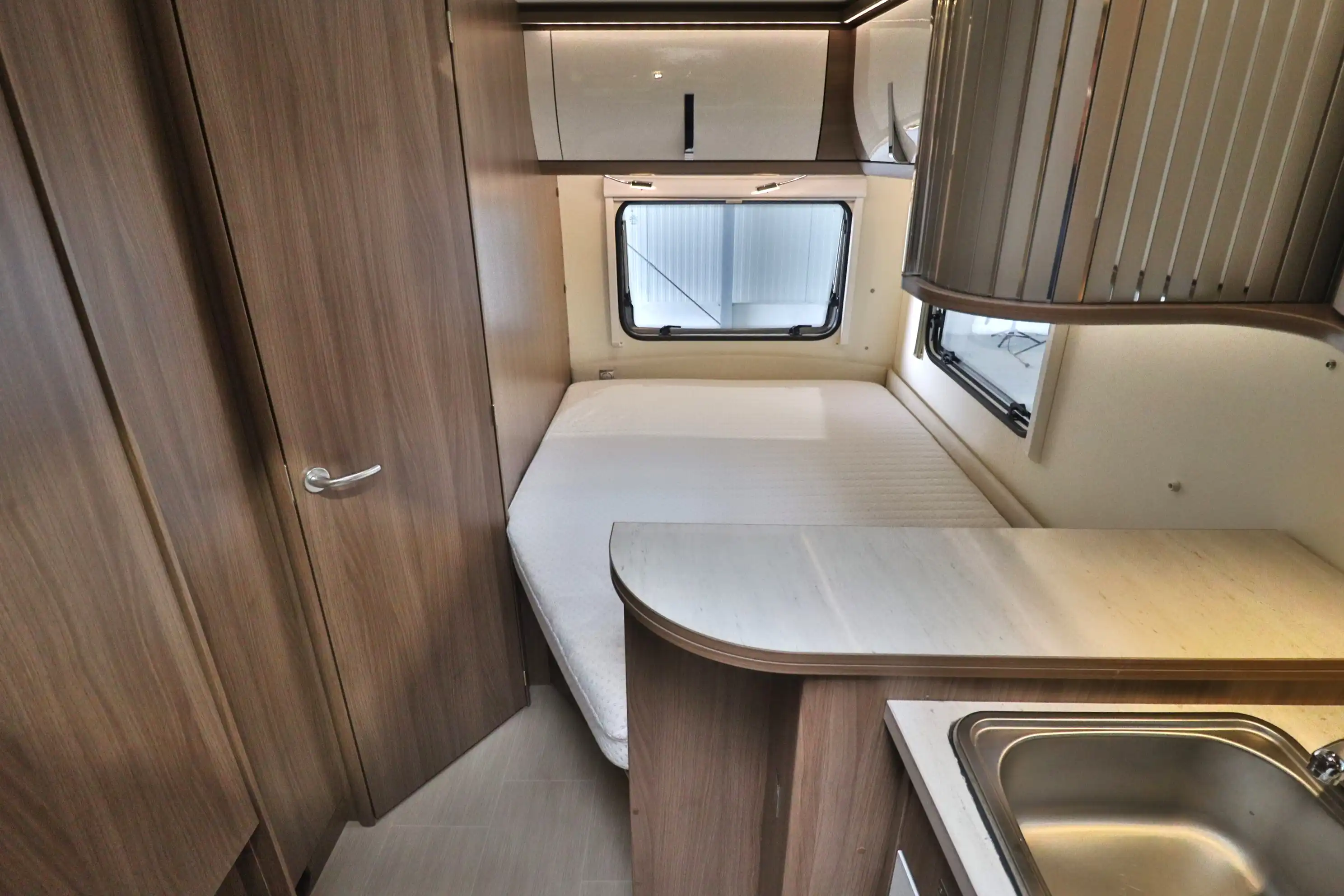 BUERSTNER Averso TOP 465 TS